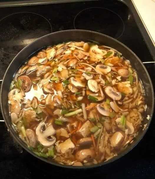 HOT AND SOUR SOUP