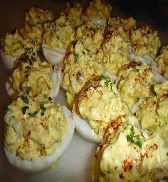 Loaded Cheddar Eggs