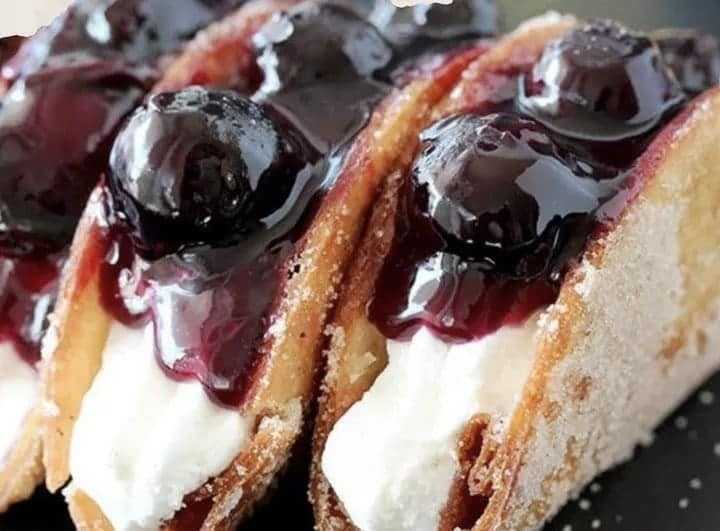 Blueberry Cheesecake Tacos