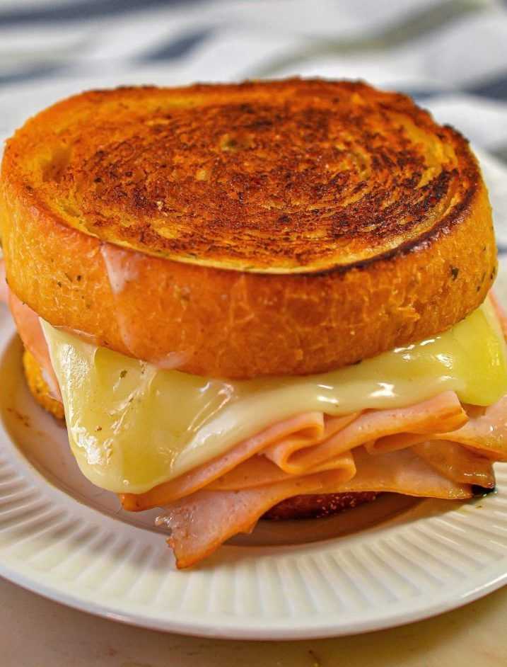 Grilled Turkey and Cheese Sandwich Recipe