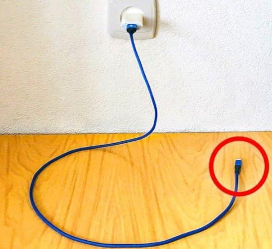 Never Leave a Charger in an Outlet Without Your Phone: 3 Main Reasons