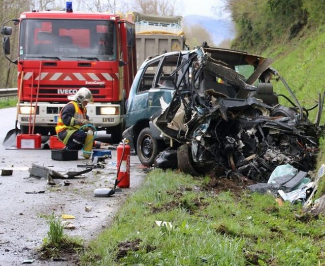 Drama in Aude: there were 7 in the car… an 18-year-old woman lost her life in a road accident