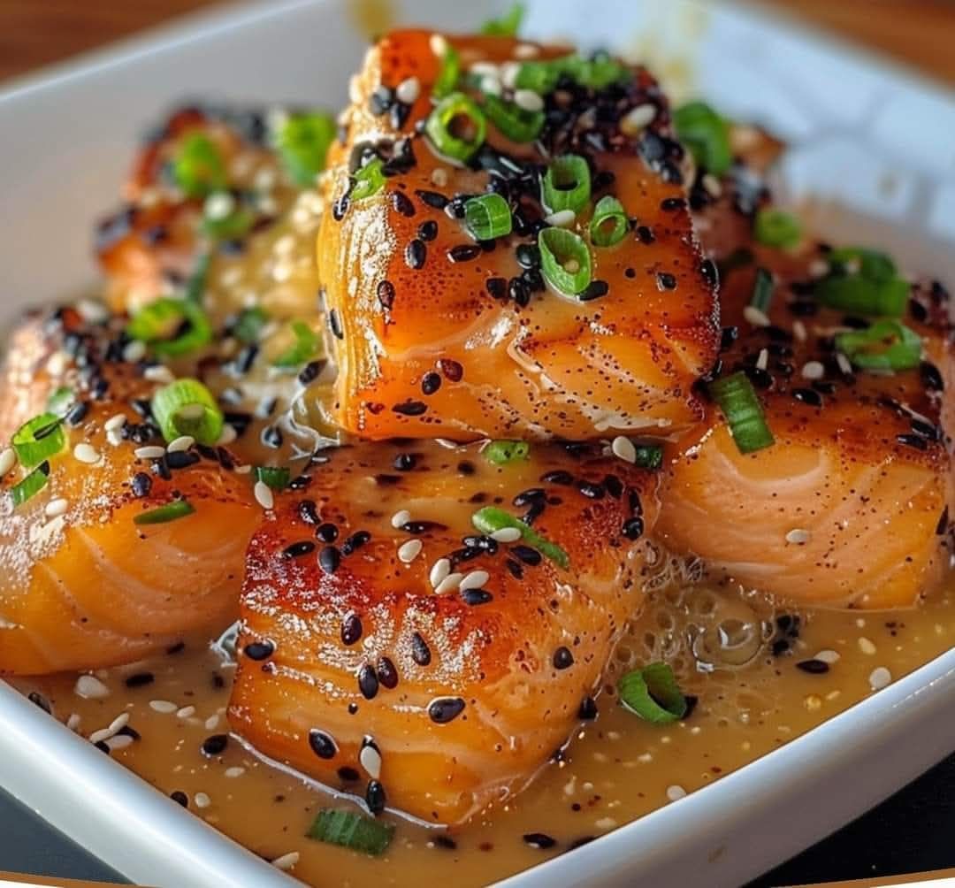 Sweet Chili Sriracha Glazed Salmon