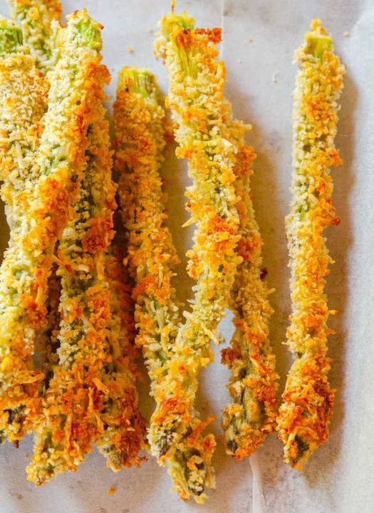 CRISPY BAKED ASPARAGUS FRIES