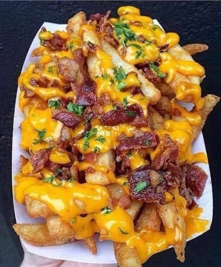 Bacon Cheese Fries with Ranch Sauce