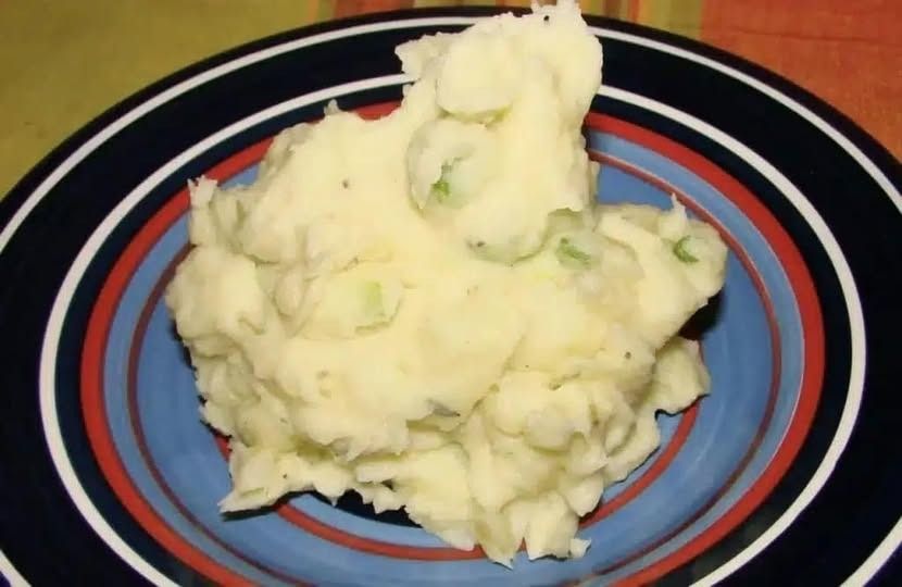 Reason Why You Should Not Boil Mashed Potatoes in Water!!!