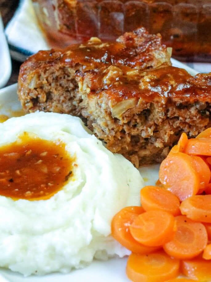 meatloaf with a tomato beef sauce