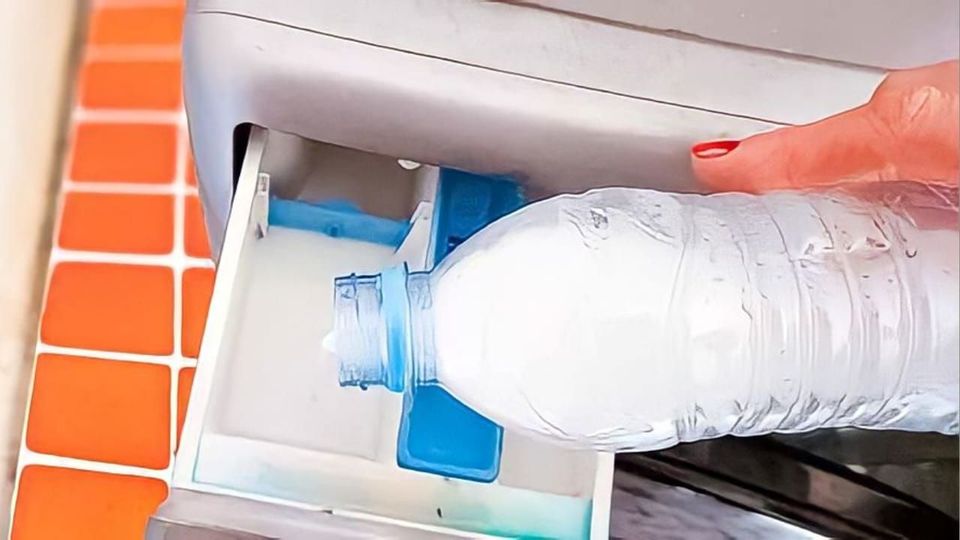 POUR 1 DROP OF THIS INTO THE WASHING MACHINE: SAVE MONEY ON YOUR ELECTRICITY BILL