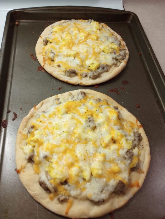 Breakfast Pizza