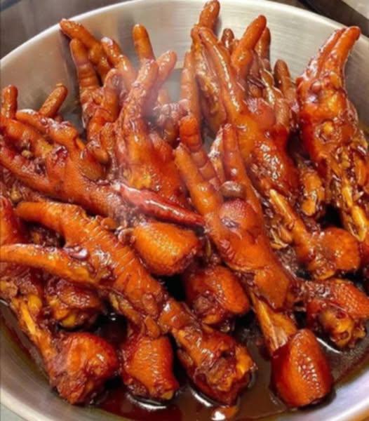 Chinese Style Spicy Chicken Feet
