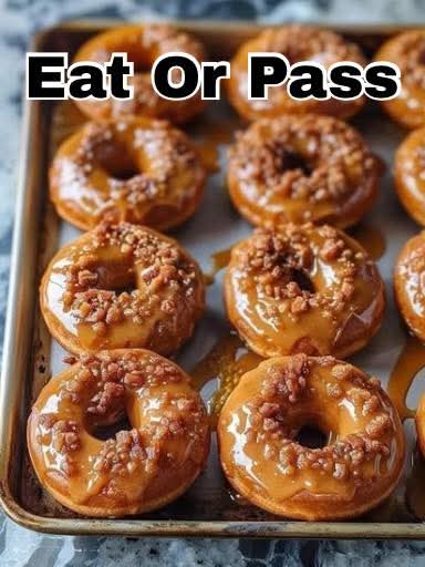 Baked Pumpkin Donuts with Maple Glaze