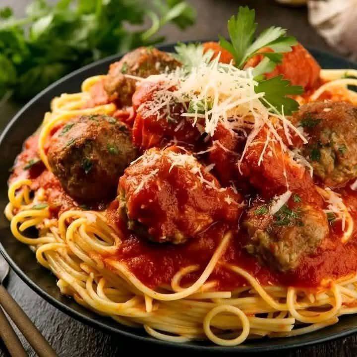 Spaghetti and Meatballs
