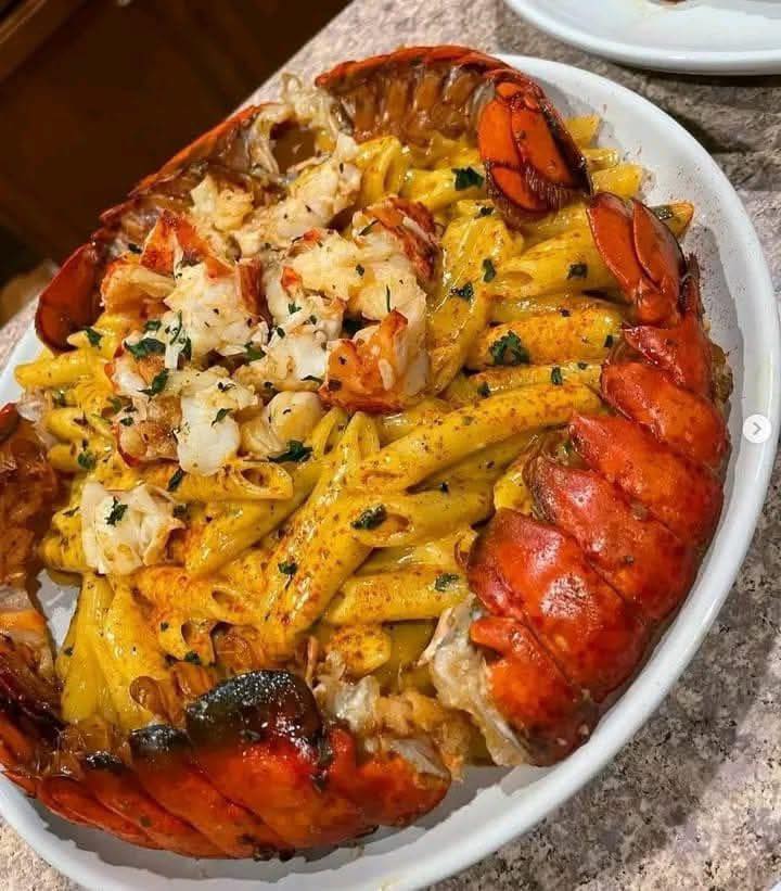 Creamy Cajun Lobster Pasta